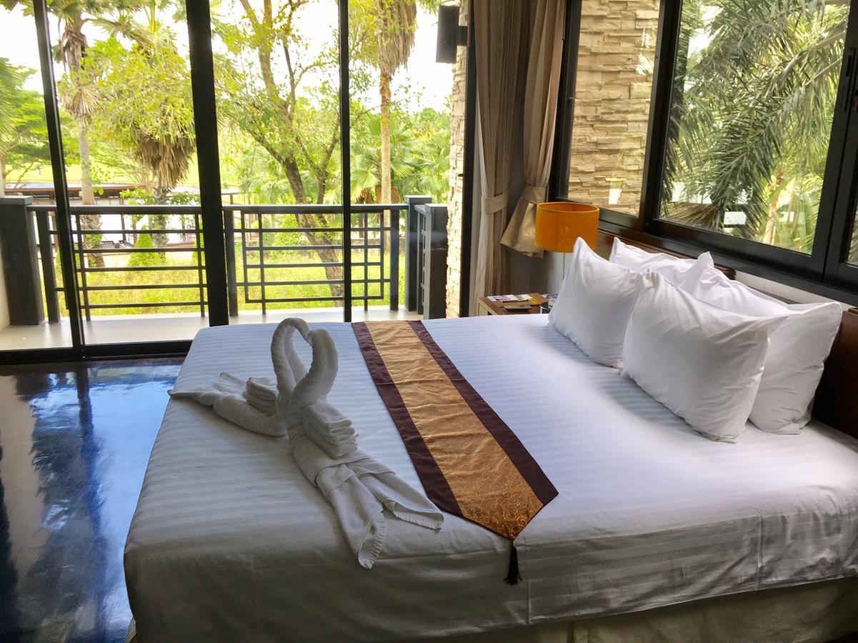 Suwan Golf & Country Club Vendégház Nakhon Chai Si Kültér fotó